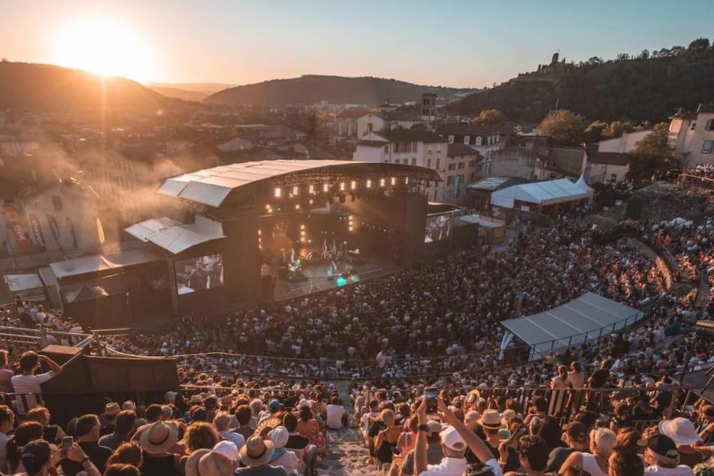 Les Loges De Bacchus L'Epicurieux Lejlighed Chonas-lʼAmballan Eksteriør billede